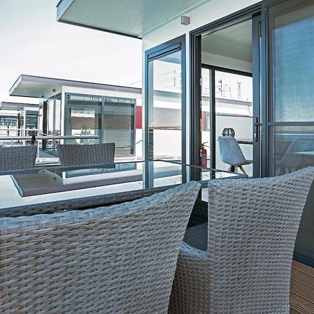 Geiseltalsee Hausboot - Floating House - Hausboot Junior Braunsbedra Esterno foto